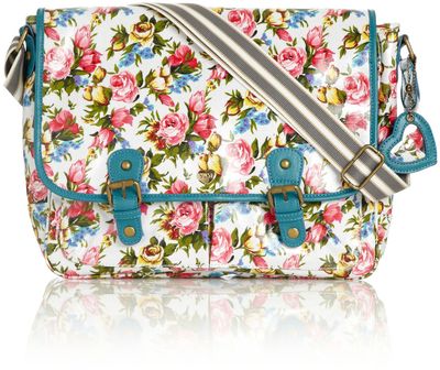 Floral Fashion: Bag Trend