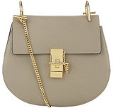 Drew is the new, smartly sophisticated shoulder bag from Chlo�...